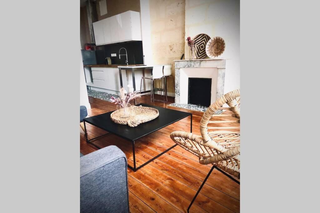 Au Coeur De Libourne Apartment Luaran gambar